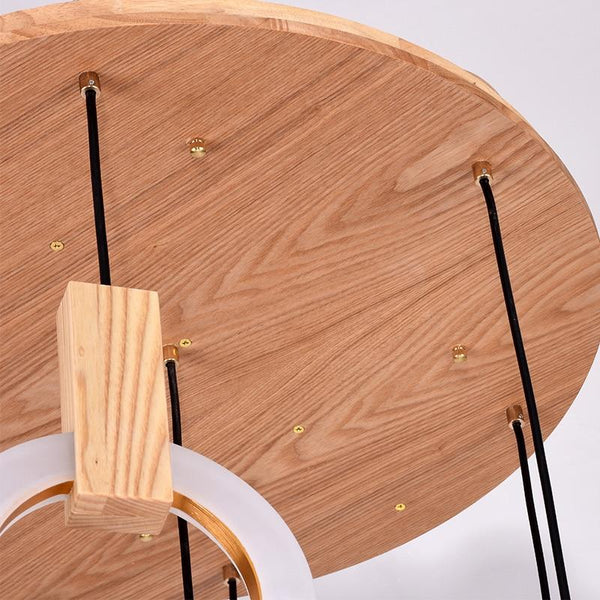 Lights of Scandinavia – Halo – Holz-Acryl-Beleuchtung, Design-Kronleuchter, LED-Lichtquelle. Treppenbeleuchtung.