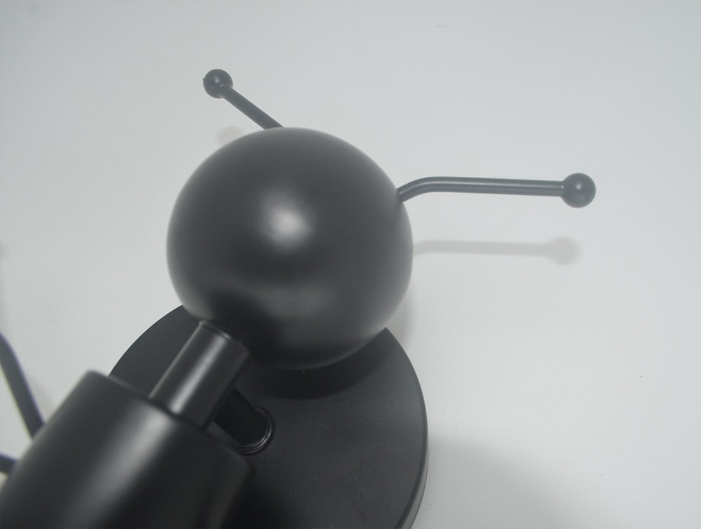 Lampes de fourmis de robot en métal de minimalisme créatif moderne pour des enfants