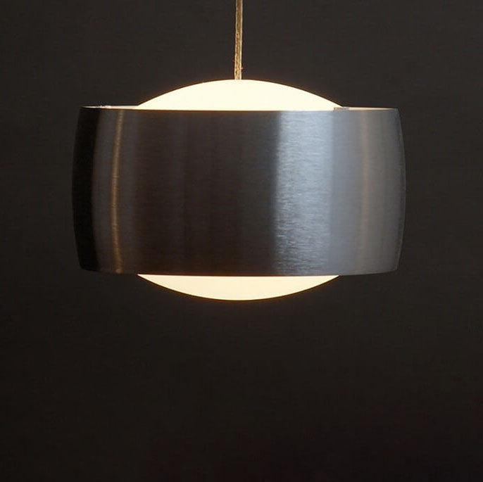 détail lumineux du pendentif d'origine