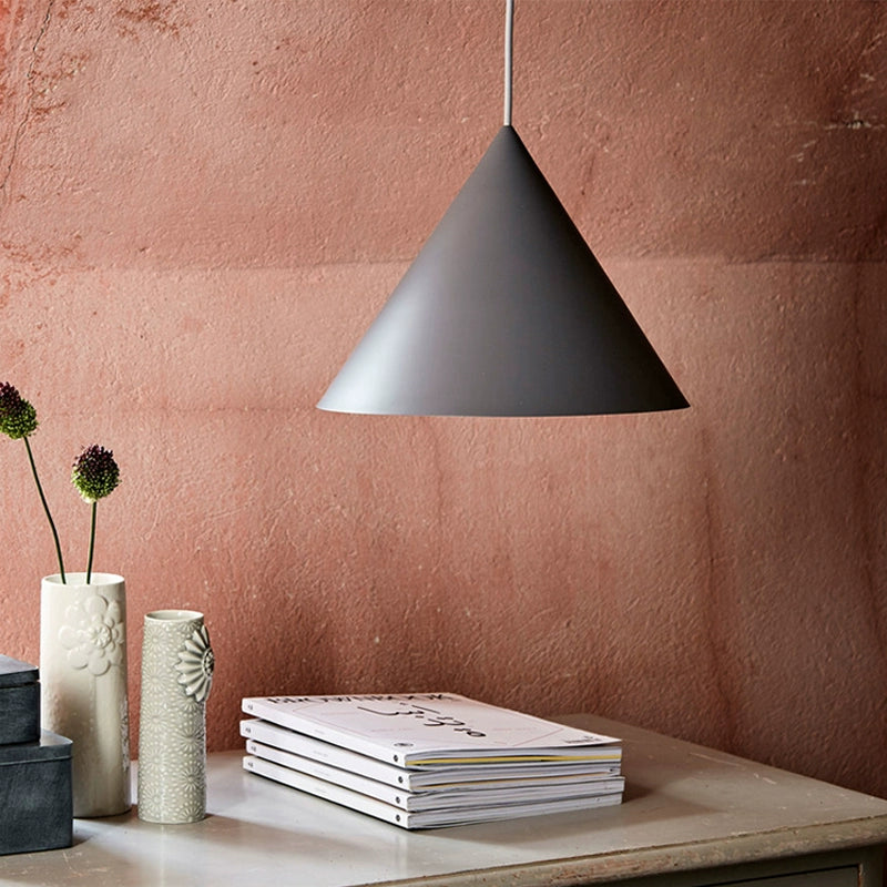 Idun-Minimalist-Cono-Pendant-Light (2).webp__PID:2ea4584b-1748-4e24-80ca-b8d869112462