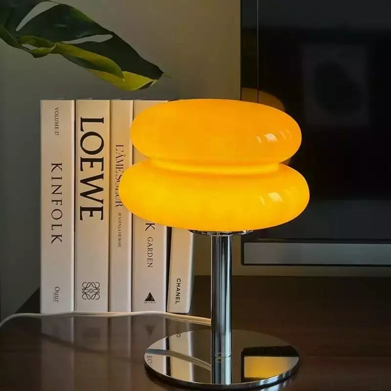 Lampada da tavolo in vetro Bauhaus moderna Marta7.webp__PID:2e074d21-6b36-46c7-ade7-47b3228b0ec1