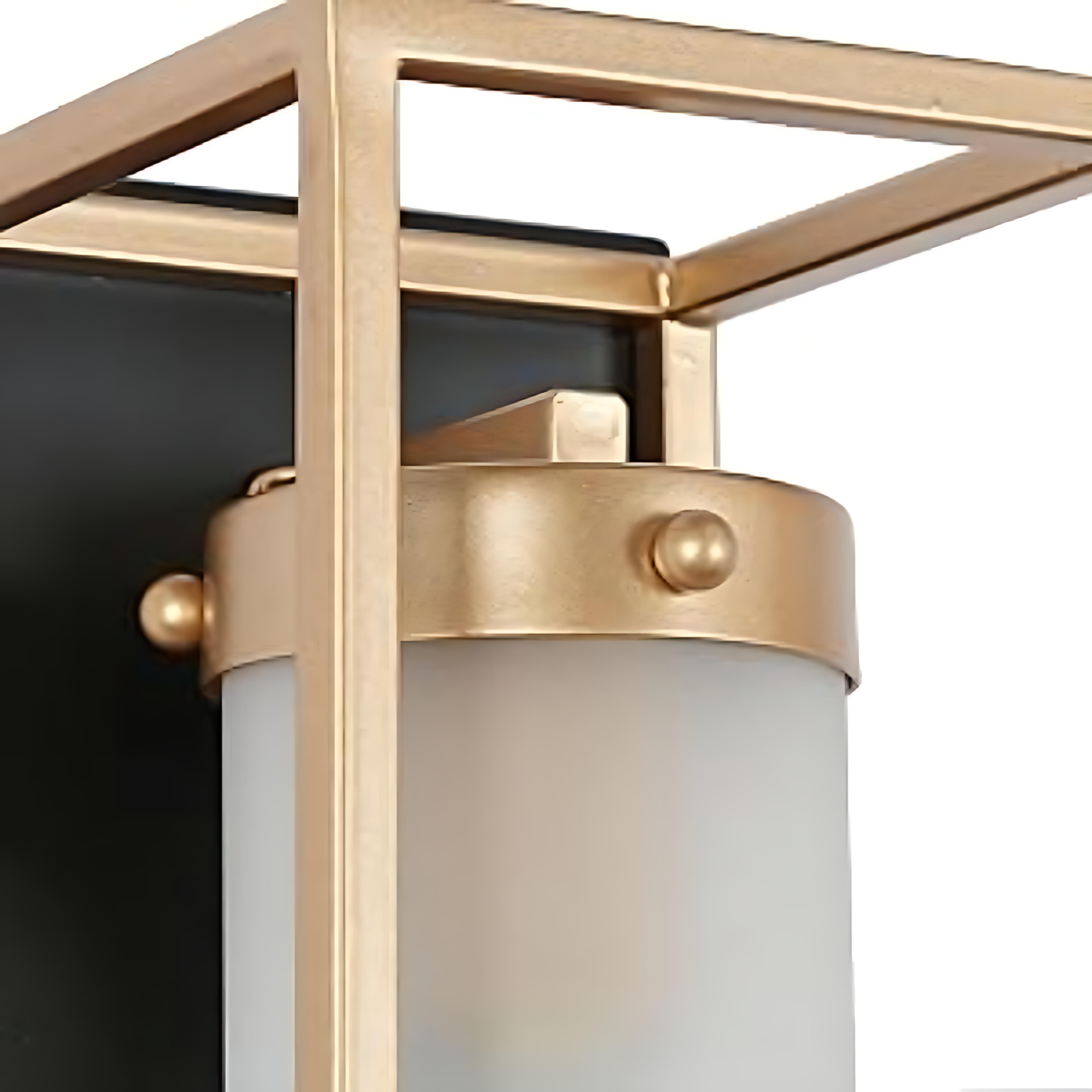 Solara moderne zwarte en gouden binnenwandlamp van glas-xj3.png__PID:9fe9191c-a749-4ffd-b36a-0bd9852b5b50