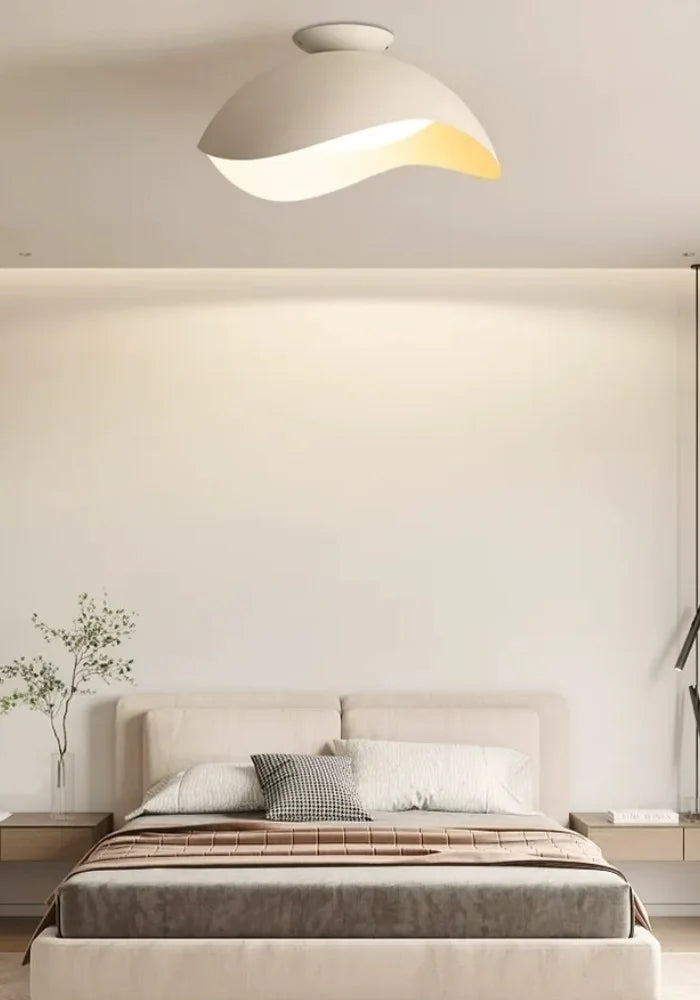 Sivana-Wave-Eggshell-Modern-Ceiling-Light (3).webp__PID:1ce8af37-3e75-4a75-9df5-c0b73c0158d6