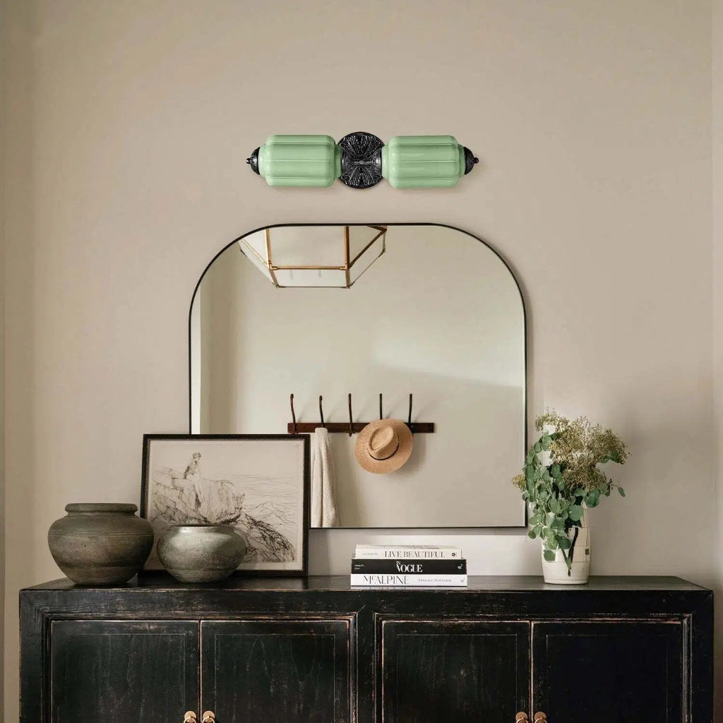 Eirlysia Vintage Eloise Milchglas-Wandleuchte-26.webp__PID:1b502300-ac19-4314-8b8a-6b6edc050f95
