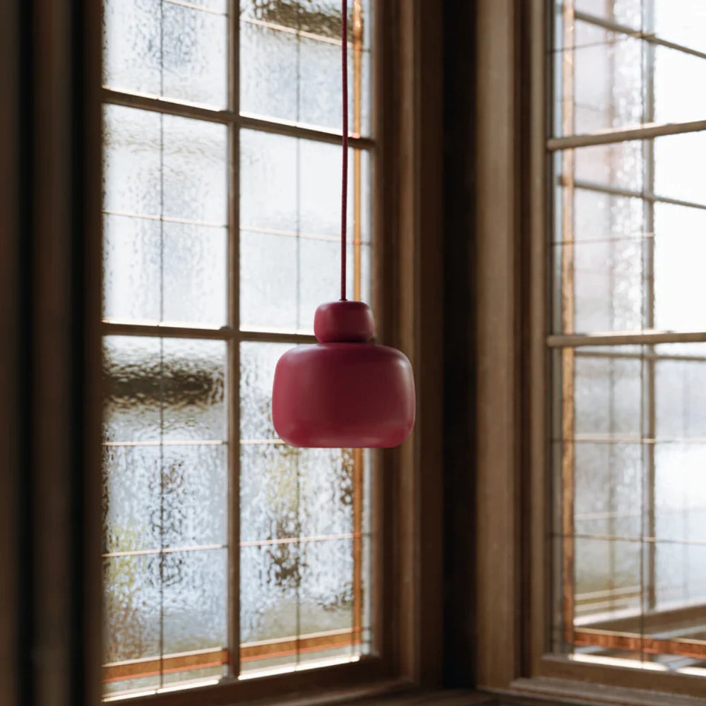 Sorynthil Nordic Round Metal Pendant Light-red (2).webp__PID:2febe23b-b590-4383-89ee-5532473e7f92