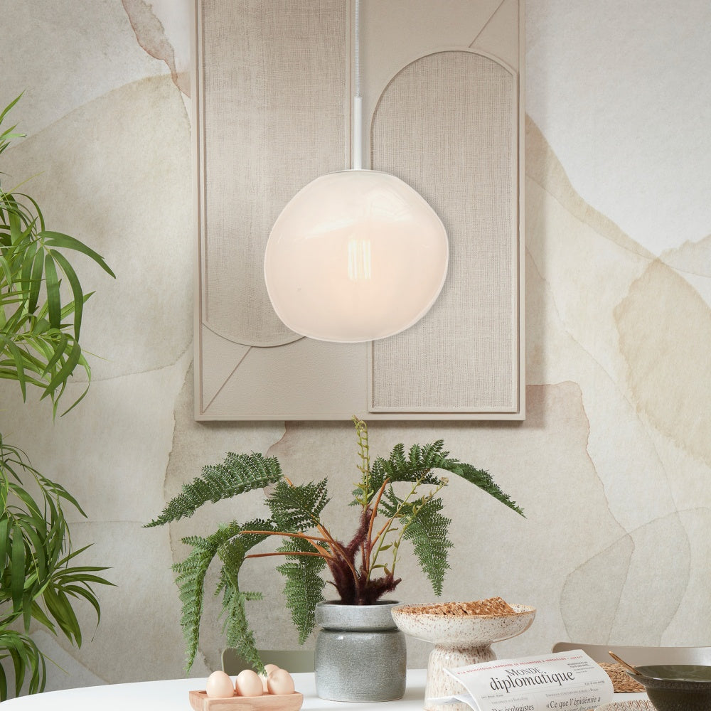Thalendra Moderne Hängeleuchte aus weißem Milchglas (7).webp__PID:b76b16db-5648-4e90-af42-f775e20356c8