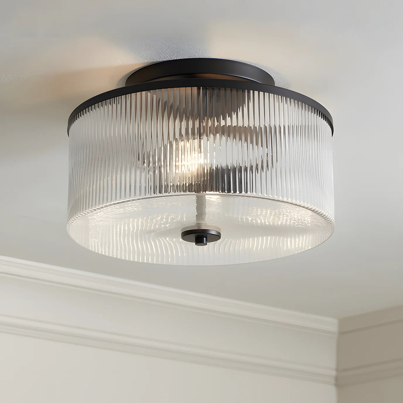 Plafonnier tambour en verre rayé Castor Farmhouse (2).webp__PID:028ffe0b-5ff7-42fa-874a-cbb295800b00
