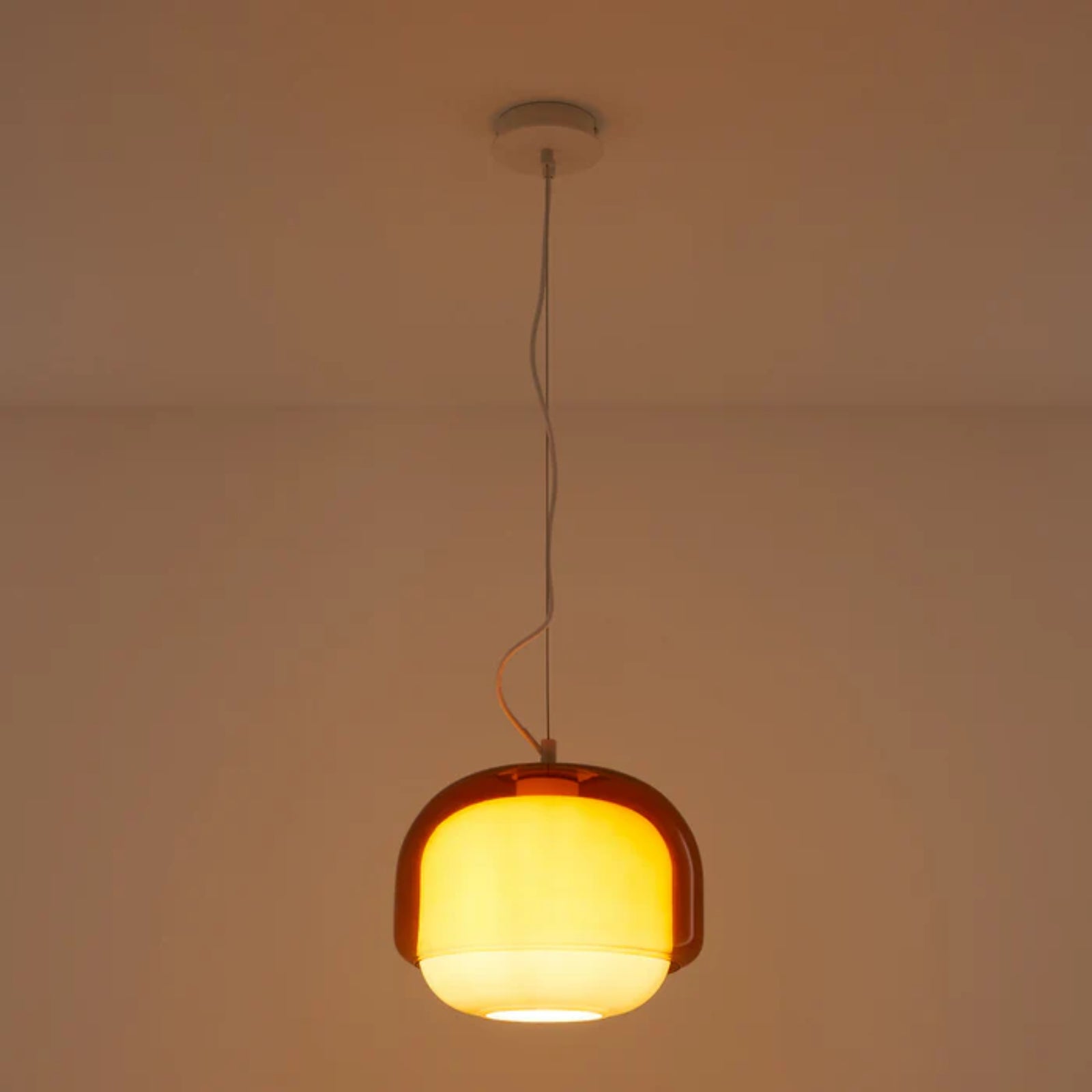 Sanae Nordic Round Double-Dome Colorful Glass Pendant Light (4).webp__PID:bb18a18c-8ddd-4736-bd8d-7599e4b191f8