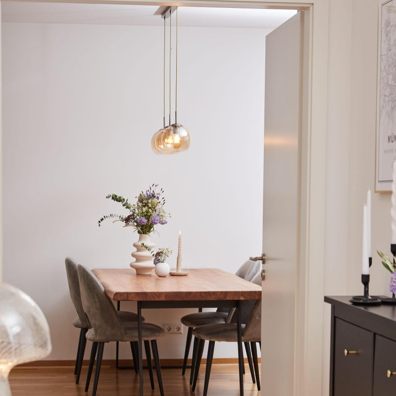 Lampada a sospensione in cristallo Bauhaus Arielaine (1).webp__PID:e66866e2-f38e-48e9-9ded-a5a1311d8351