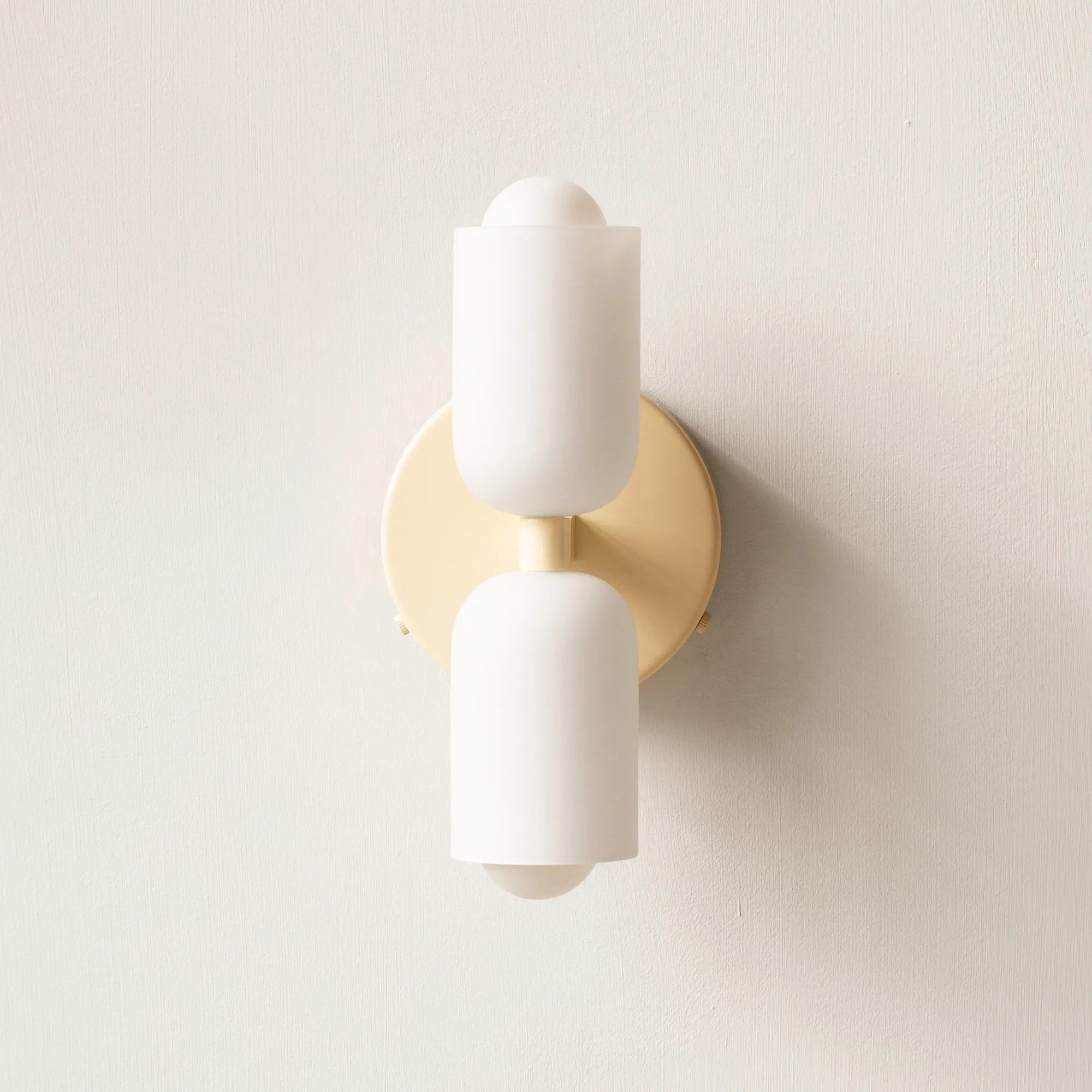 Nico Modern Up-Down Glass Wall Sconce3.webp__PID:33e88a51-2f67-42a3-87e5-f81cbc217f9d