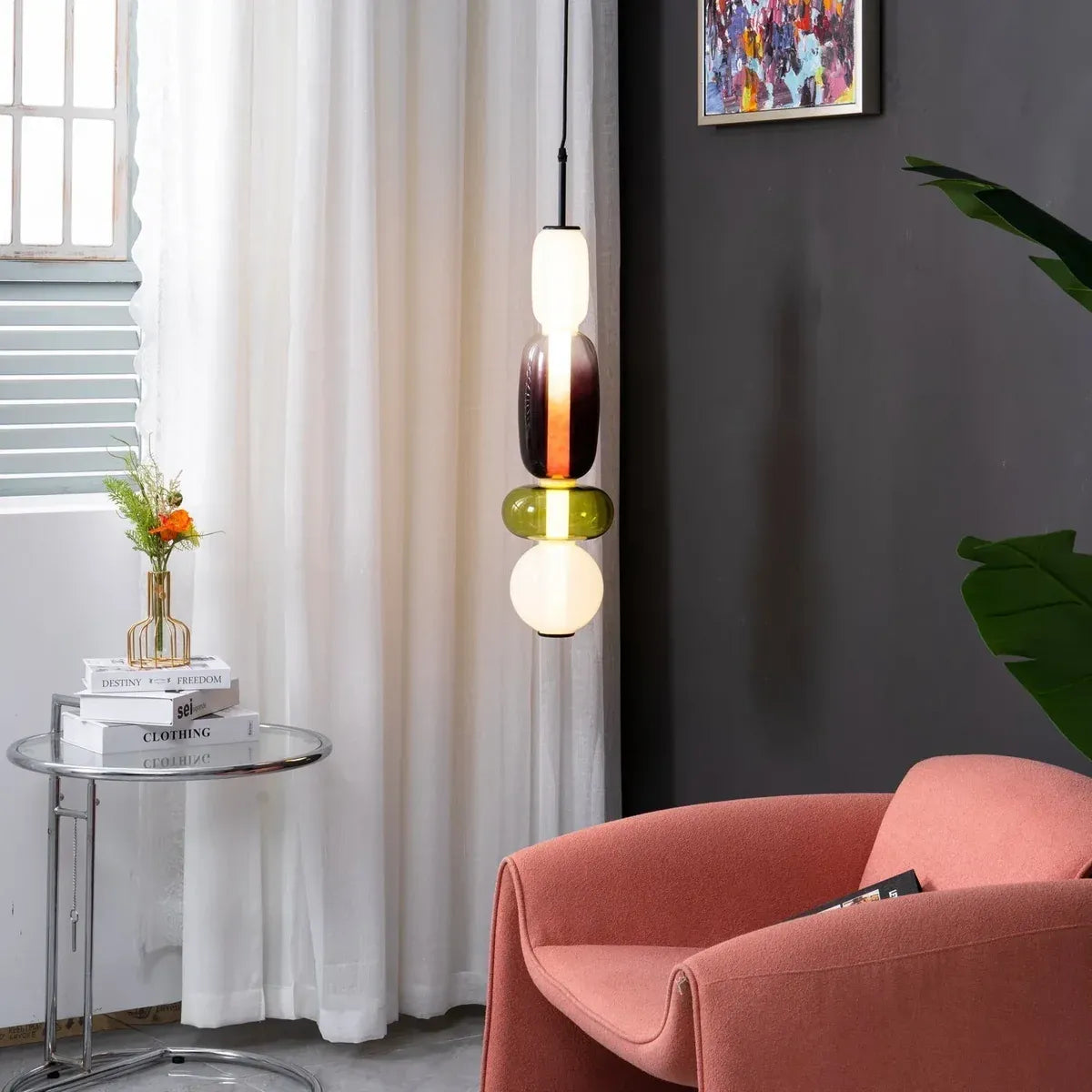 Vesa Nordic Candied Glass Pendant Light scene5.webp__PID:0028de2e-2789-44dd-a12e-fc2bc3cd2fde