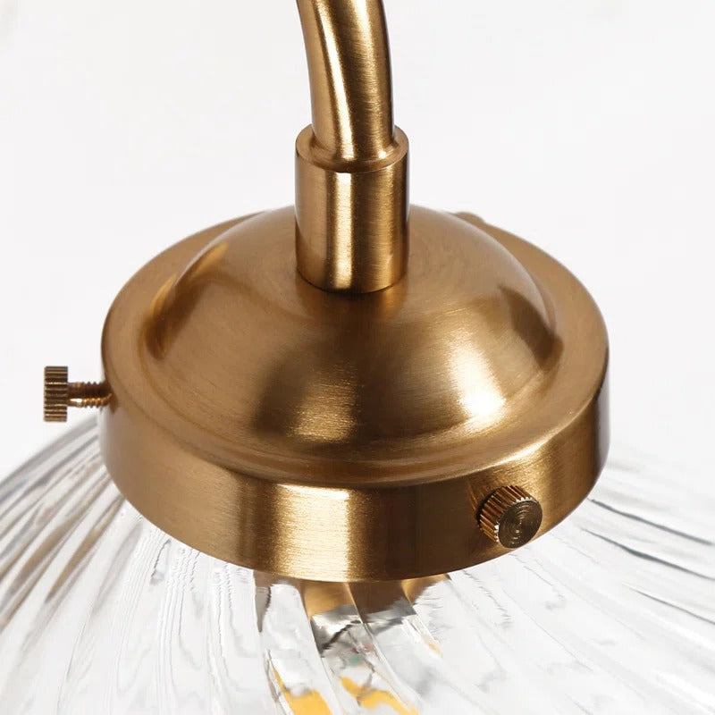 Elora Vintage Messing Wandleuchte mit gewirbeltem Glas detail1.webp__PID:564efd7c-142e-4848-ab9f-9c14b77522bb