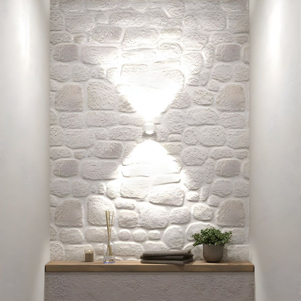 Myrnethor Minimalist Round Orb Wall Light.webp__PID:12fdb440-2b26-4f95-87f1-ab1a24ea654a