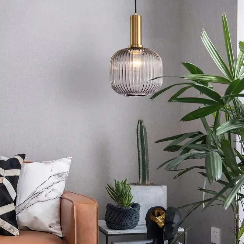 Scylla Modern Creative Ribbed Glass Pendant Light1 (4).webp__PID:f77194e7-aa55-4604-84b0-983bd5a50ae6