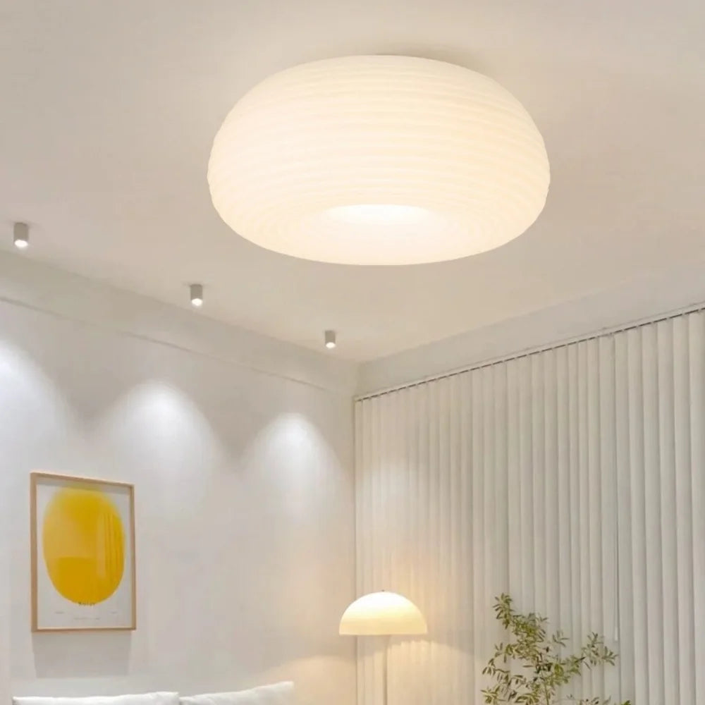 Nanna-Simple-Apple-Shape-LED-Ceiling-Light (13).webp__PID:a8a3da77-7621-4787-b5cd-75dbaf20c0ee
