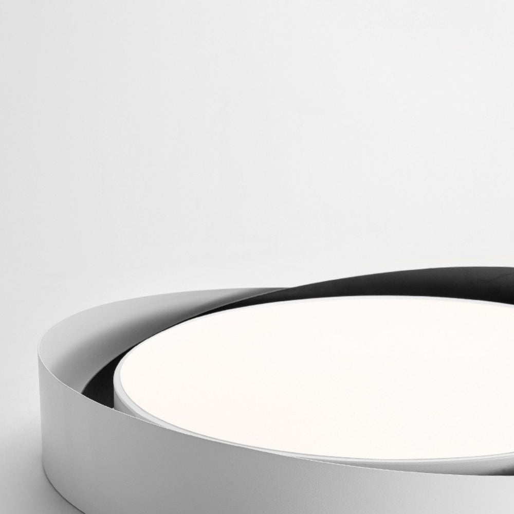 Plafonnier LED minimaliste à double anneau Solvane (détail) (1).webp__PID:a770941e-ec59-4bd8-b780-4d5feac5926a