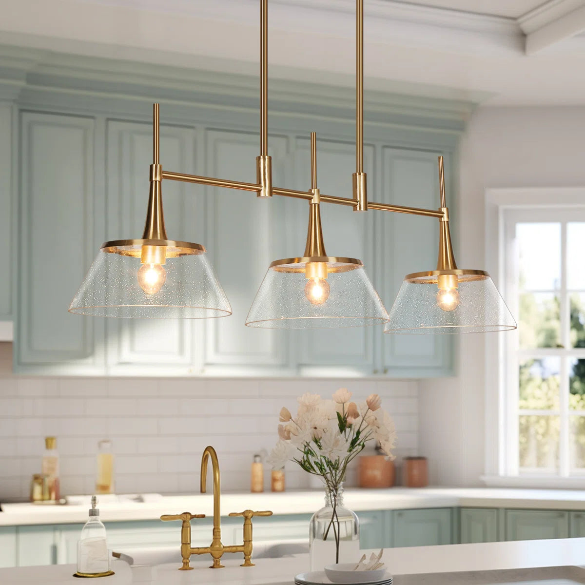 Eira Mid-Century Modern 3-lichts glazen hanglamp (14).webp__PID:4d40f761-d5f3-4cdf-a444-81265f04a07d