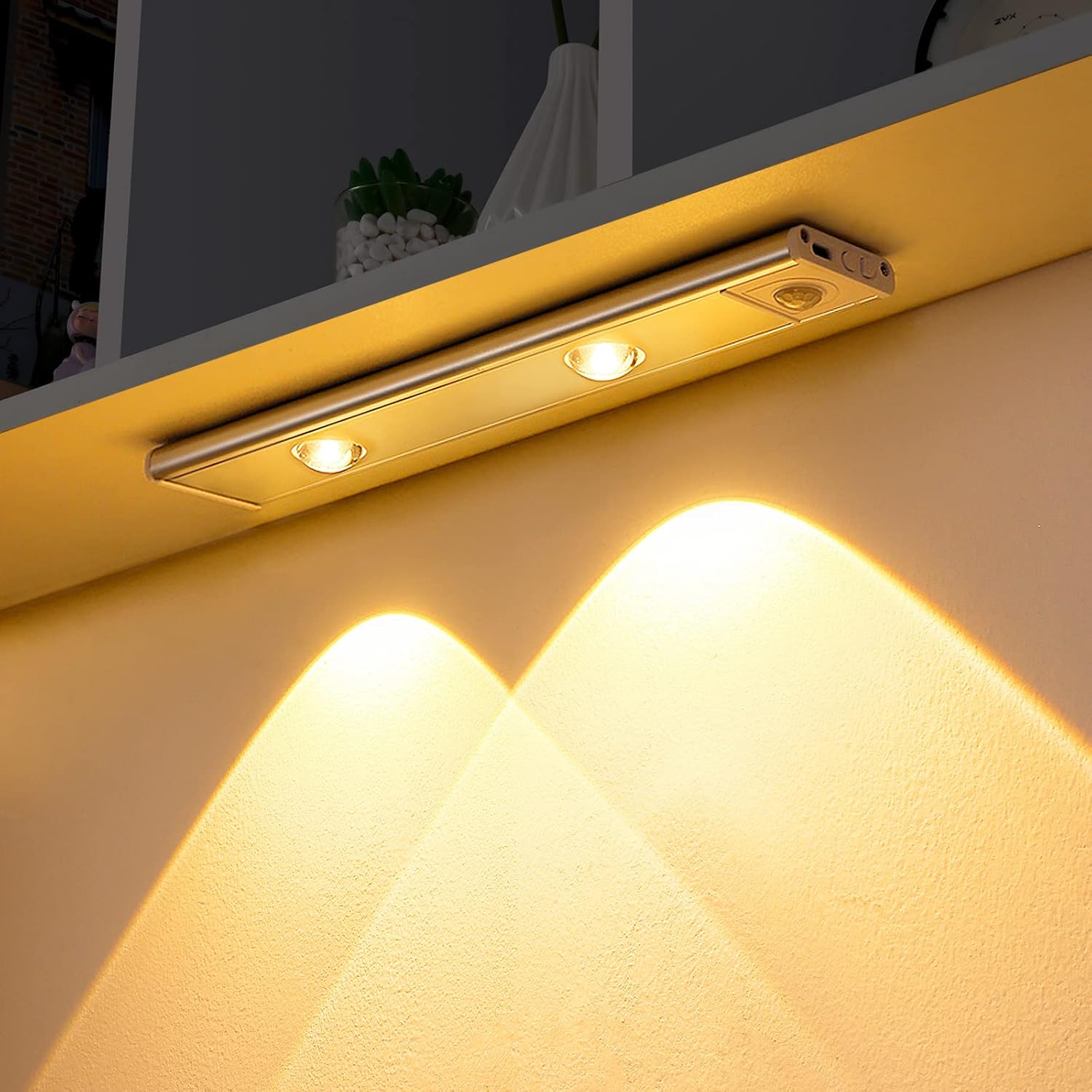 Leontine Moderne magnetische dimmbare LED-Unterschrankleuchte (2).jpg__PID:eccb2c28-1e95-406c-b076-20a40222175b