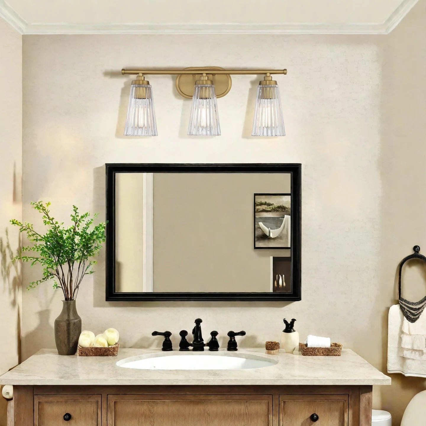 Helios rustieke ronde gouden, heldere glazen hanglamp (8).webp__PID:3e7a2f0c-ef99-469b-a3b2-3bc73156a084