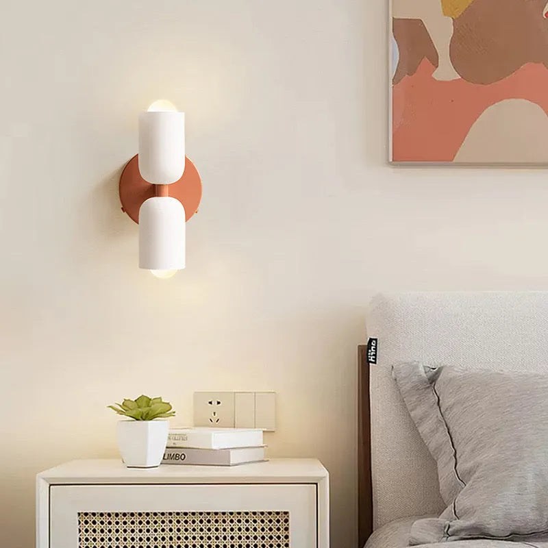 Nico Modern Up-Down Applique da parete in vetro scene3.webp__PID:3b222cf3-1778-43e8-8a51-2f67e2a3c7e5