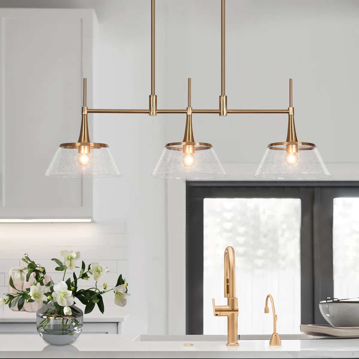 Eira Mid-Century Modern 3-lichts glazen hanglamp (19).webp__PID:e9f0a49c-14a2-4050-920b-833f21ccf28e