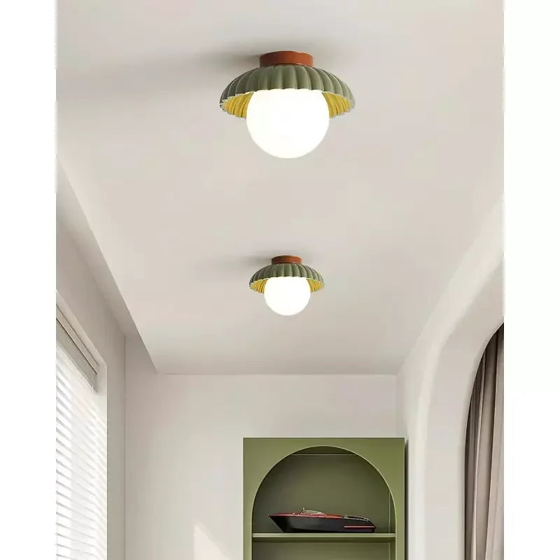 Plafonnier Juno Alien en verre crème 5.webp__PID:a92c5b4e-9af1-4ef6-8a14-f2b723262b47