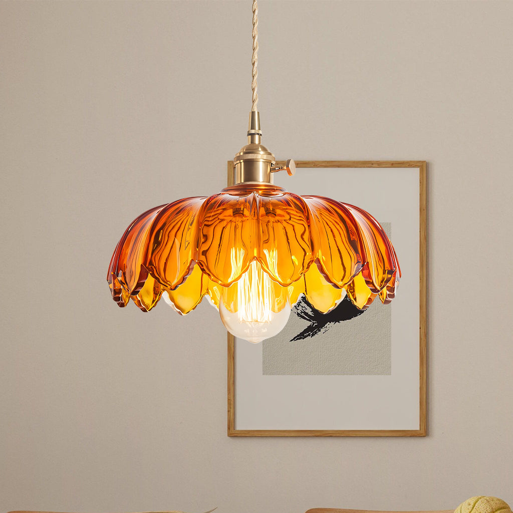 tulip glass amber.jpg__PID:bf071d66-4c39-4a86-af75-60b67a34dac0