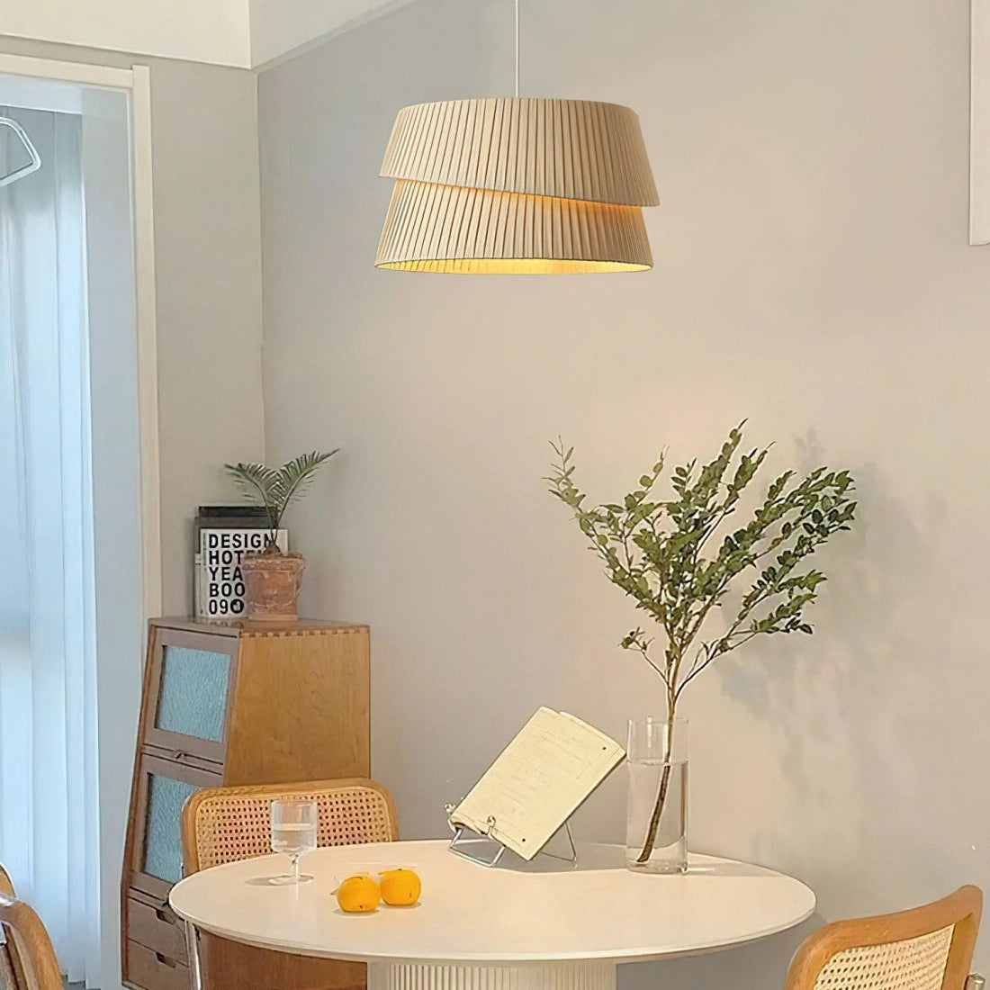 Sou_Minimalist_Retro_Linen_Asymmetrical_Pendant_Light_1 (9).webp__PID:40d3ef5b-9508-451f-bfda-dc479e5cef55