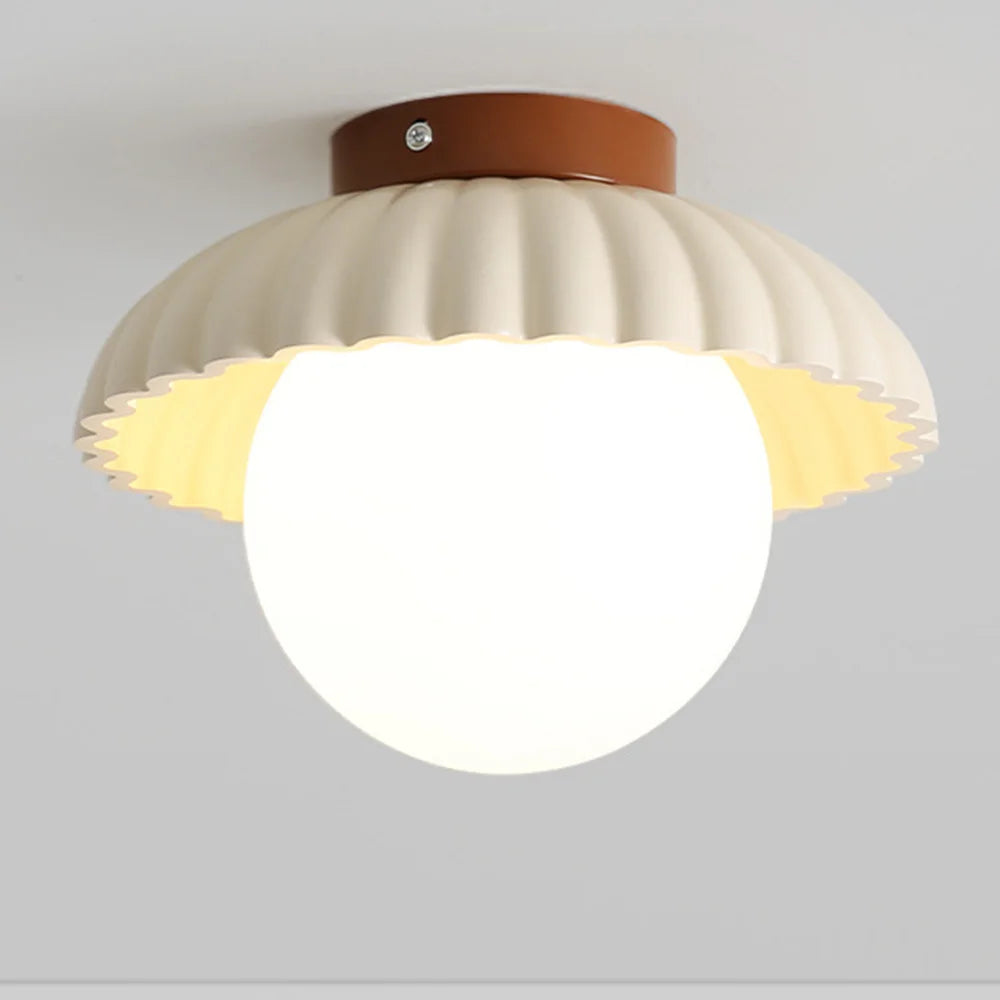 Plafonnier Juno en verre crème, motif fleur en bouton, référence : blanc.