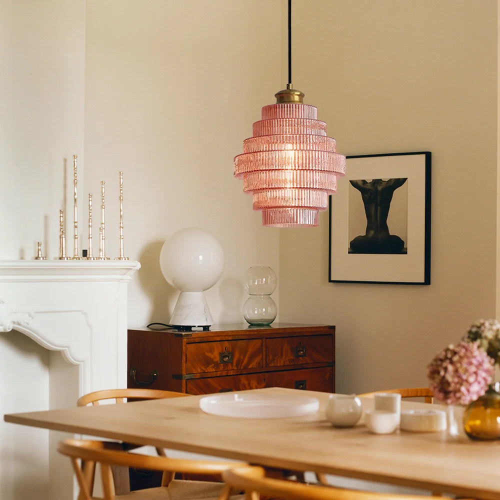 Lampada a sospensione in vetro colorato a strisce Amara Nordic (2).webp__PID:c0c8e6cf-64d8-4a1f-862f-7179379dec2f