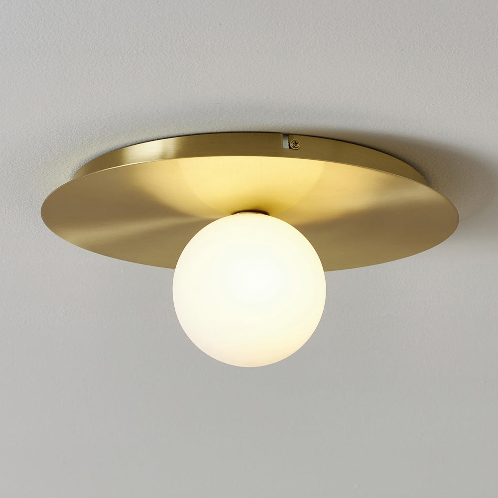 Nyvelis Nordic Round LED Ceiling Light-brass (5).webp__PID:3afda9aa-c0dc-43ad-b927-fc86b6f3e24f