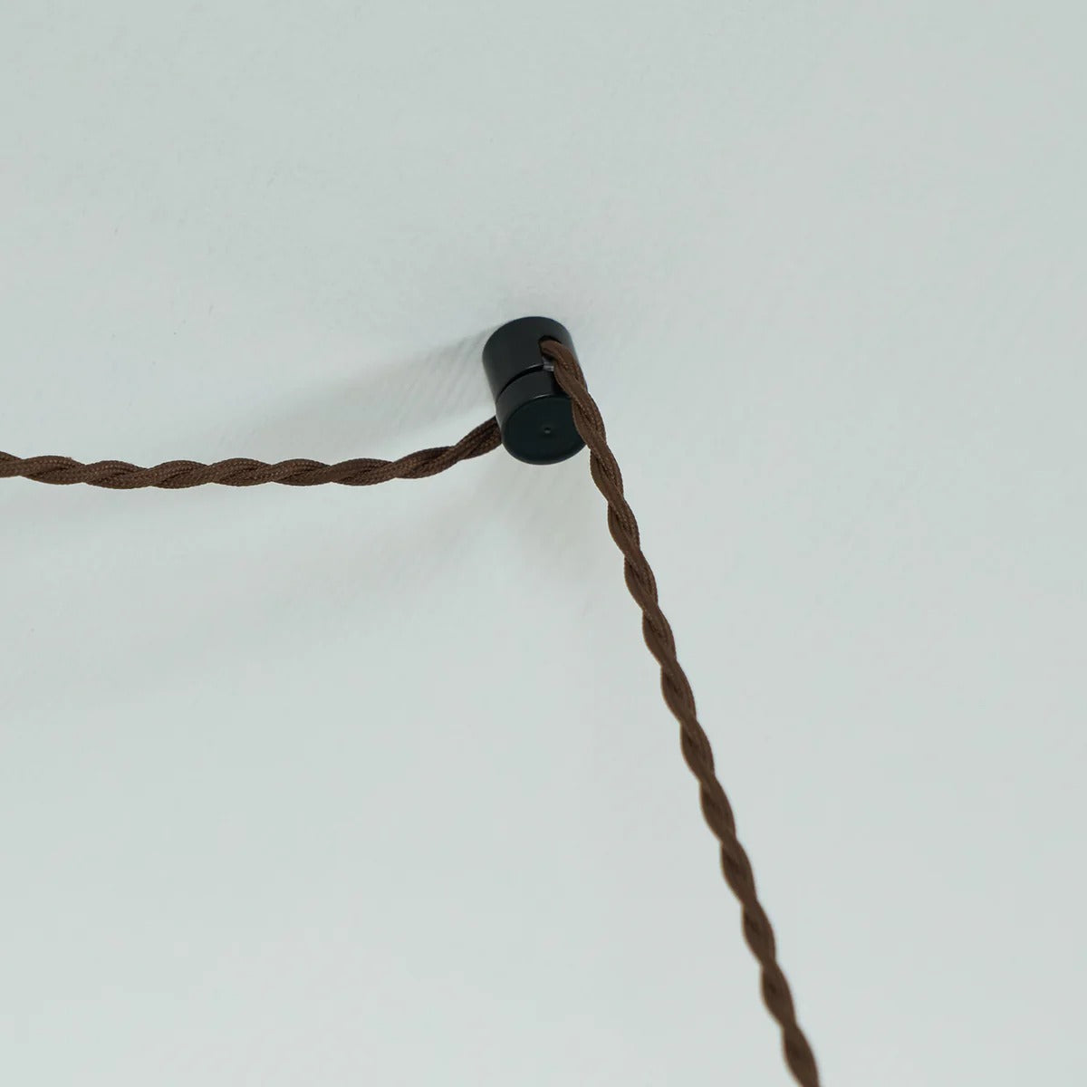 Alva Moderne skandinavische Plug-In-Pendelleuchte detail2.webp__PID:8c5c41ef-9b13-48c2-82f6-20eafaf8c14f