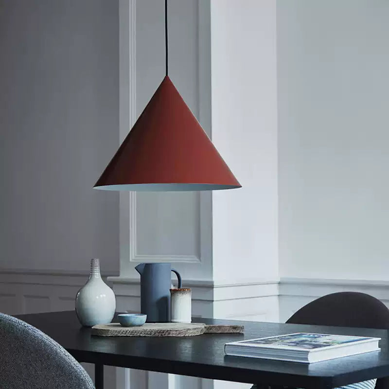 Idun-Minimalist-Cono-Pendant-Light (1).webp__PID:1a2ea458-4b17-485e-a480-cab8d8691124