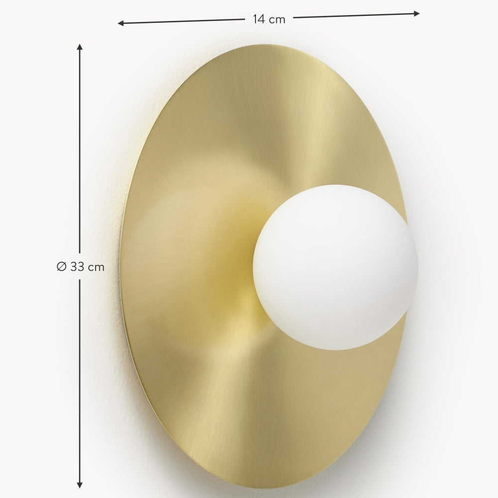 Nyvelis Nordic Round LED Ceiling Light-brass (2).webp__PID:8e9dc23a-fda9-4ac0-9ce3-ad3927fc86b6