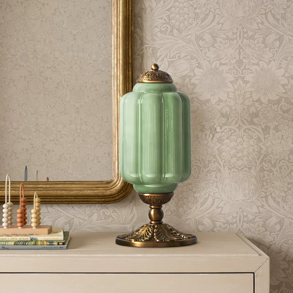 Lámpara de mesa vintage francesa Sif de cristal opalino - sku1.webp__PID:aeb8d52e-0b05-465f-a4a1-70a13c7ebae0
