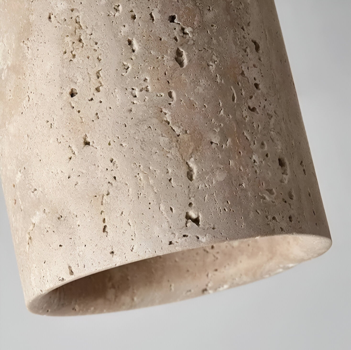 detalles de techo de travertino (1) (1).webp__PID:ed76d660-157c-485c-9b21-b01c879fd0ef