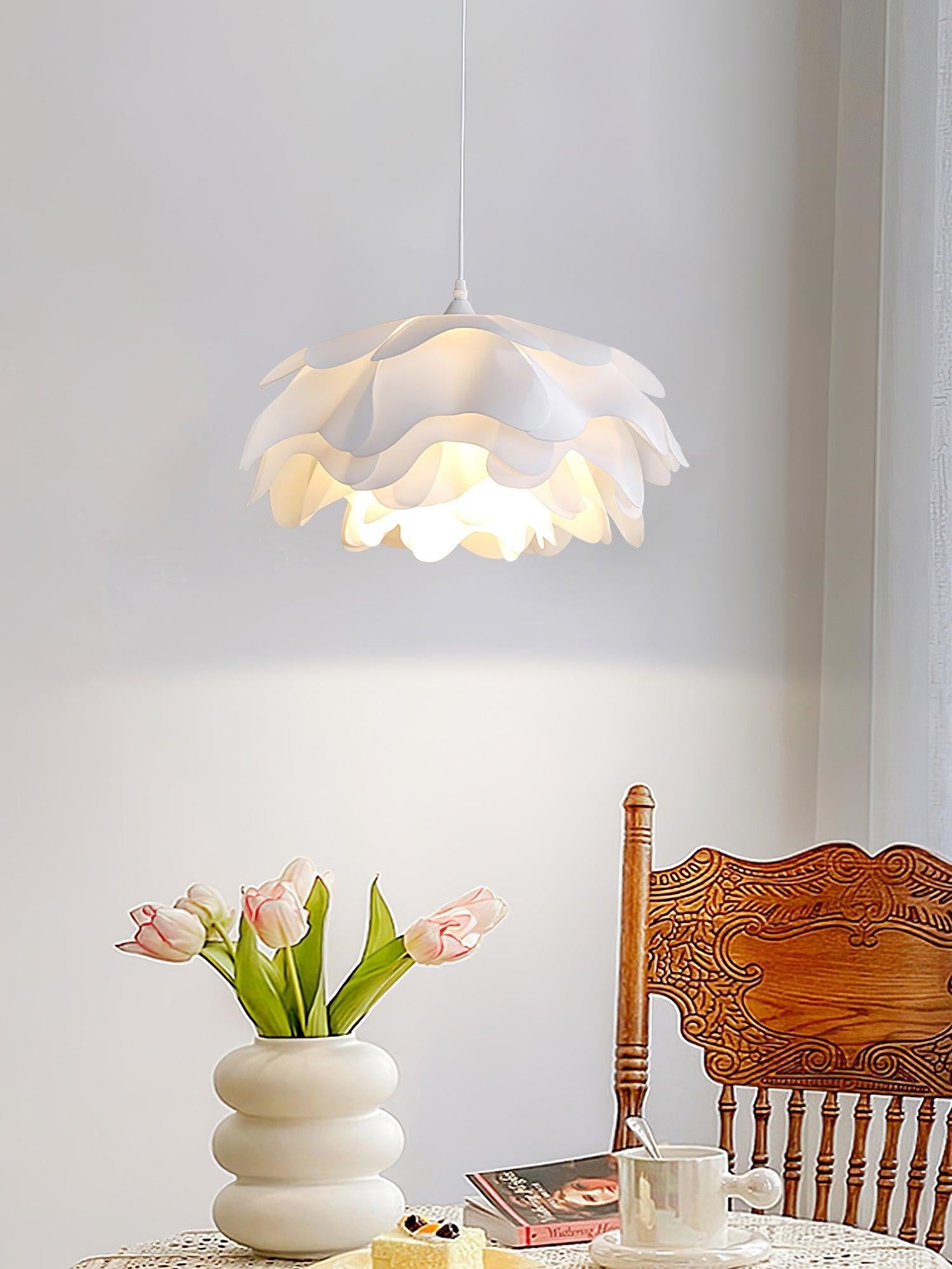 Aeloria Blumenförmige Schneeblüten-Pendelleuchte (7).webp__PID:07997a70-b754-49f7-8235-11f6537a09ba