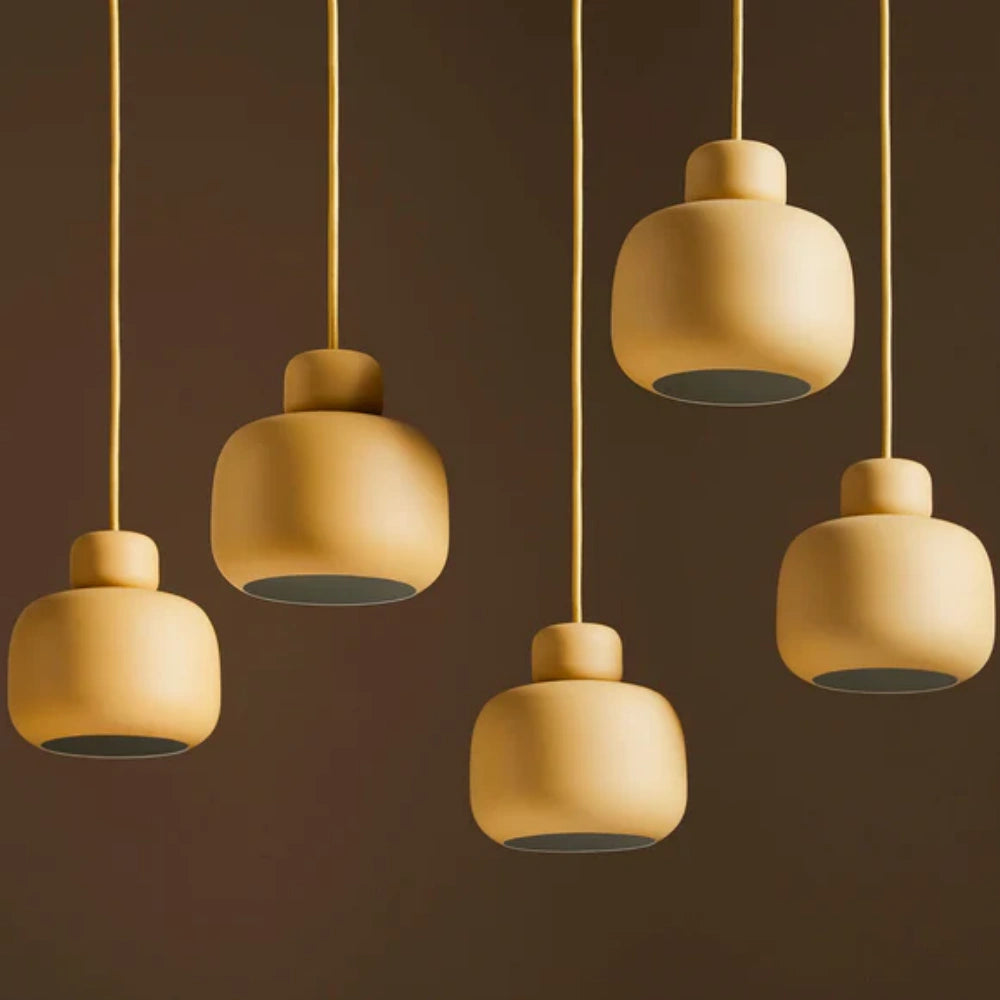 Sorynthil Nordic Round Metal Pendant Light-yellow (4).webp__PID:41e1b7cc-7303-4a68-9720-4b540a4a1bf0