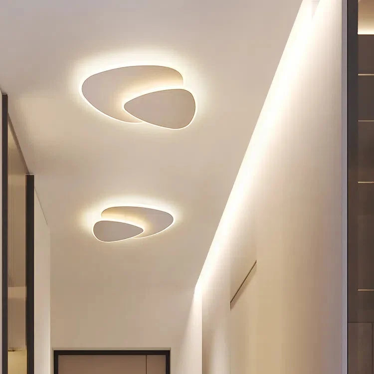 warm-corridor.webp__PID:da2c9bb7-dd6e-415f-bf17-ed6351c53615