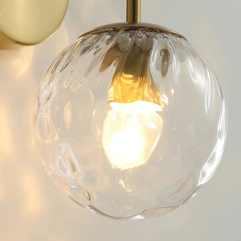 Magnus-Glass-Globe-detail-2.webp__PID:68b39037-9efe-418e-9896-b7ac6240caa0