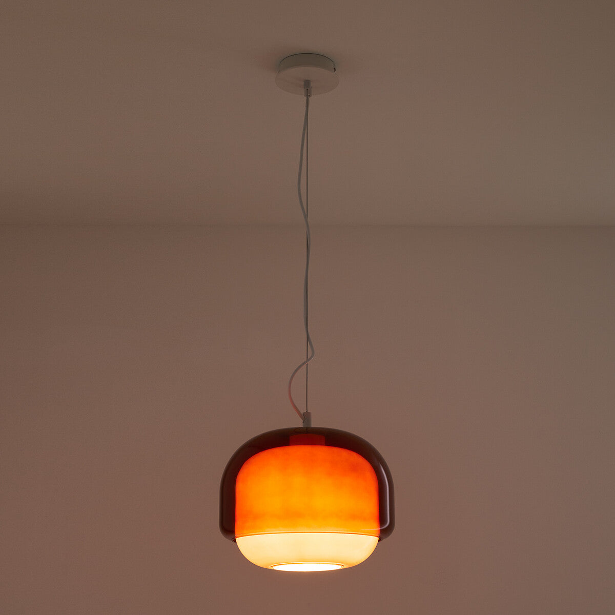 Sanae Nordic Round Colorful Glass Pendant Light (8).jpg__PID:2118d9e5-7e0b-4835-8be5-ae25482655e7