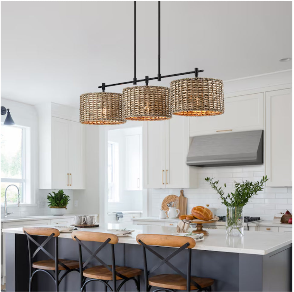 Luminária Pendente de Vime Sienna com 3 Luzes e Estilo Farmhouse 2.webp__PID:61c7314f-ce62-4a7b-b7b7-367173405522