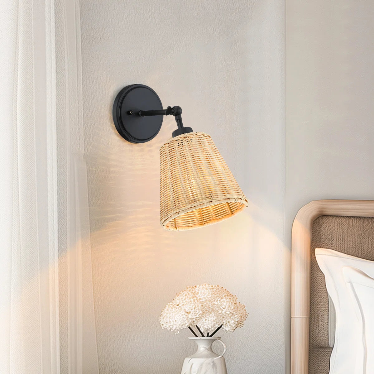 Lunaris Rustieke Rotan Kegelvormige Wandlamp met Draaiarm (8).webp__PID:af5d1e9b-1b1b-4d48-b2c6-b7e139e22a03