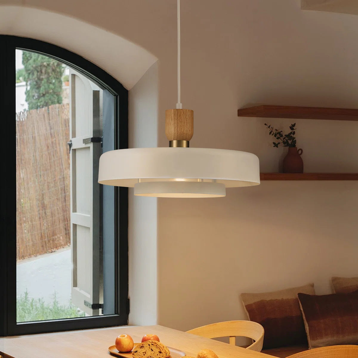 Maren Nordic White Single Tiered Pendelleuchte (1).webp__PID:4da506a1-db71-4cd1-9f9b-774c613adbfd