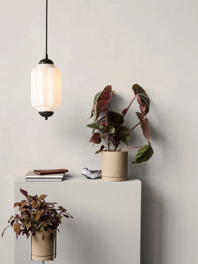 Valkyrie-Glass-Petite -Eloise-Pendant-Light (12).webp__PID:eb08b2cd-473d-4d68-8594-c98f1a5d69f0