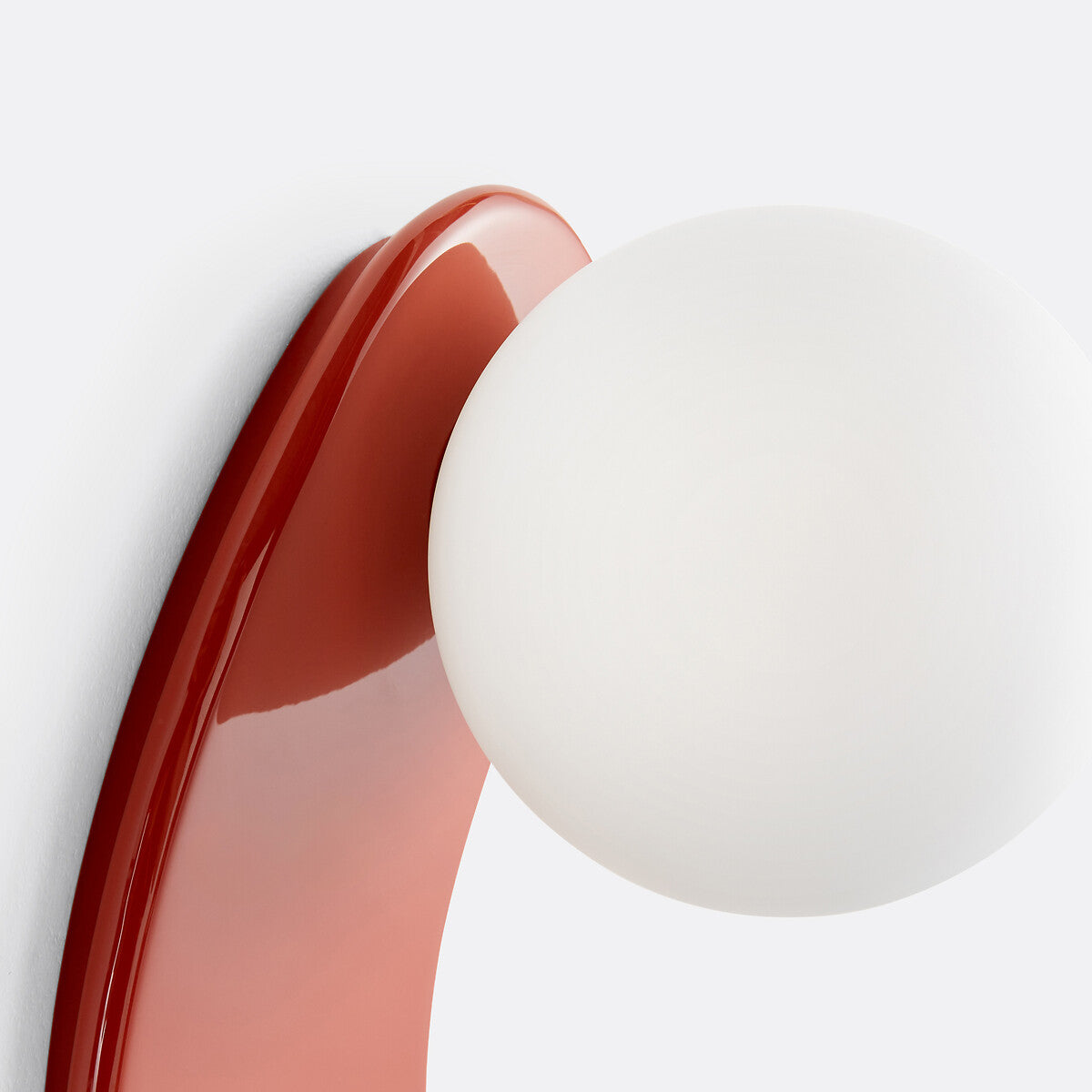 Liraeth Nordic Globe Opalglas-Wandleuchte (3).webp__PID:c97b39df-d508-4ebe-b702-9d1e3e840863