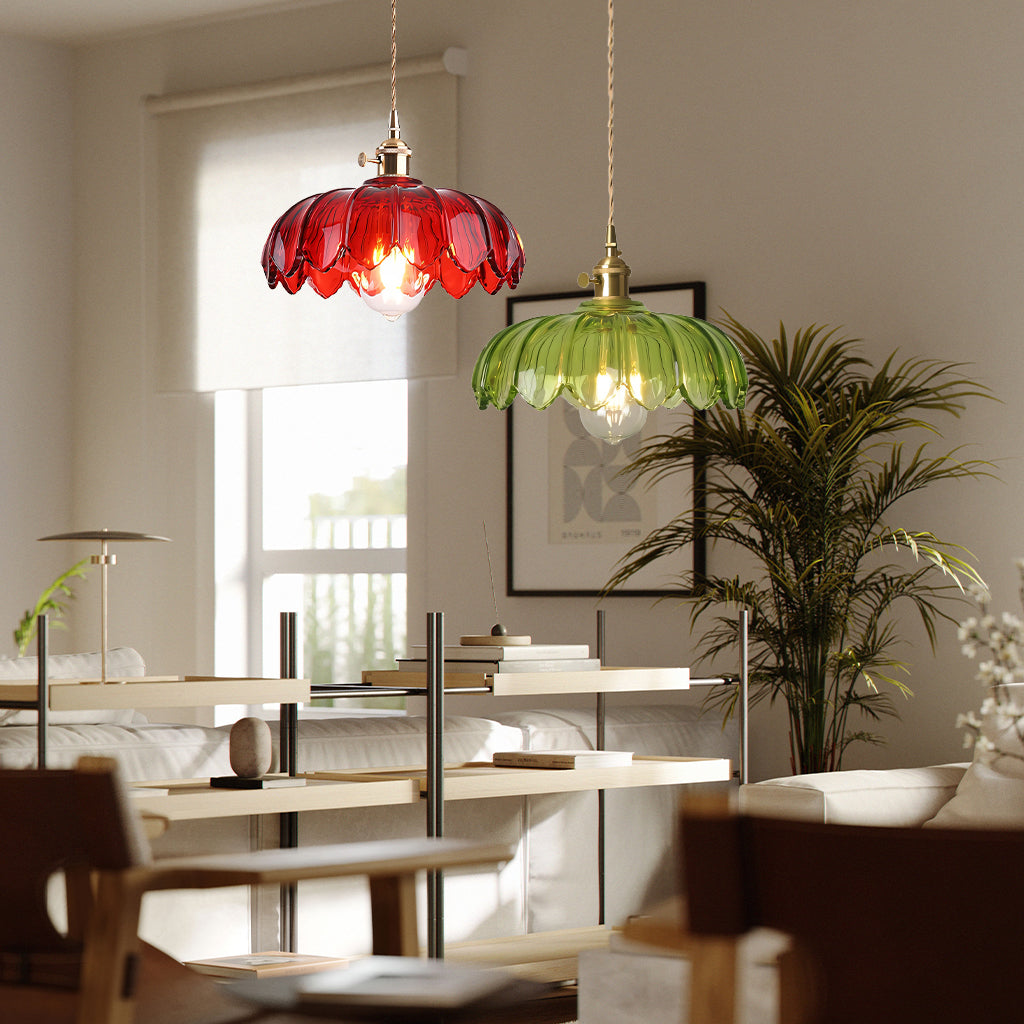 tulip glass pendant light red green.jpg__PID:eed3a3f4-a201-41bf-871d-664c39ba866f
