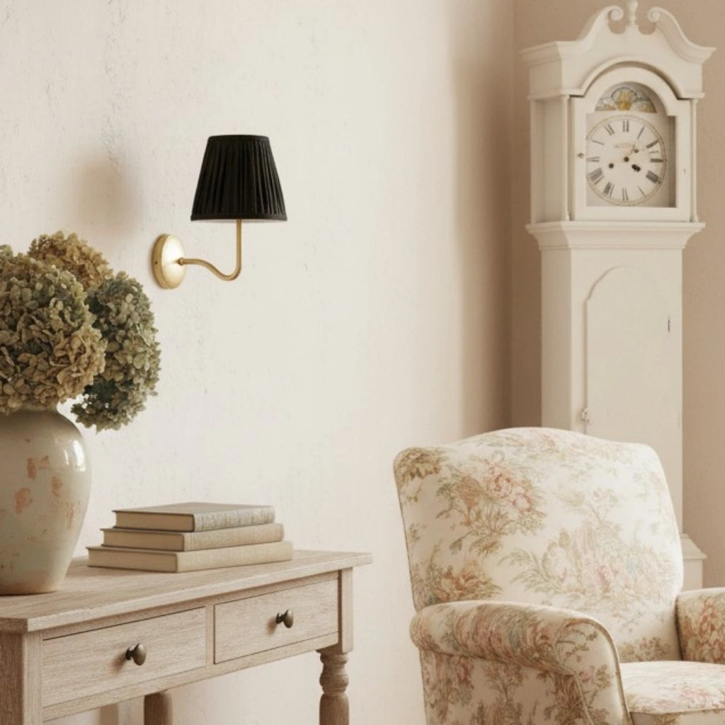Valkeryn Vintage Linen Cotton Pleated Wall Light7.webp__PID:822860f2-180c-4ee1-b1e9-01b65b9cb6a0