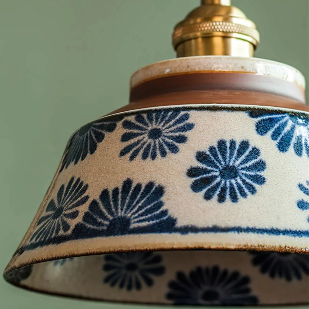 Orin Vintage Hand-Painted Ceramic Pendant Light detail1.webp__PID:16661c0a-78f7-4580-bdec-8572ab5c84c4