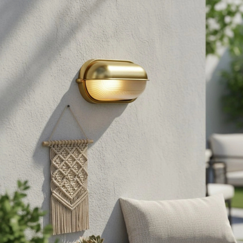 Faustine Modern Outdoor Round Metal Wall Lamp13.webp__PID:bb6b6733-d701-4c3c-bba0-a130f5b2c8a7